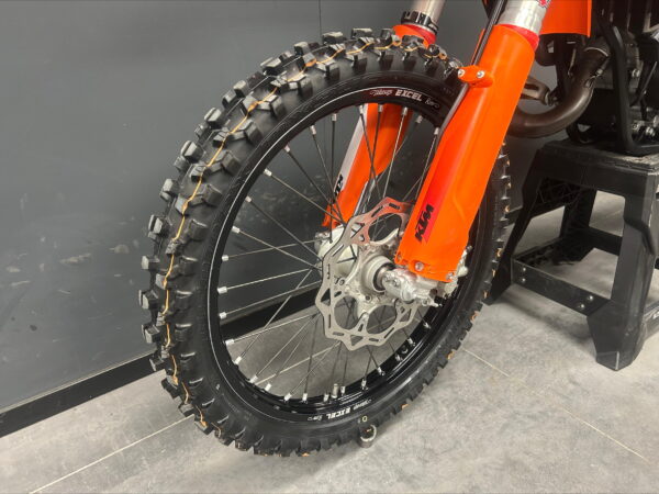 KTM SX 125 2025 + SXS-kit - Afbeelding 5
